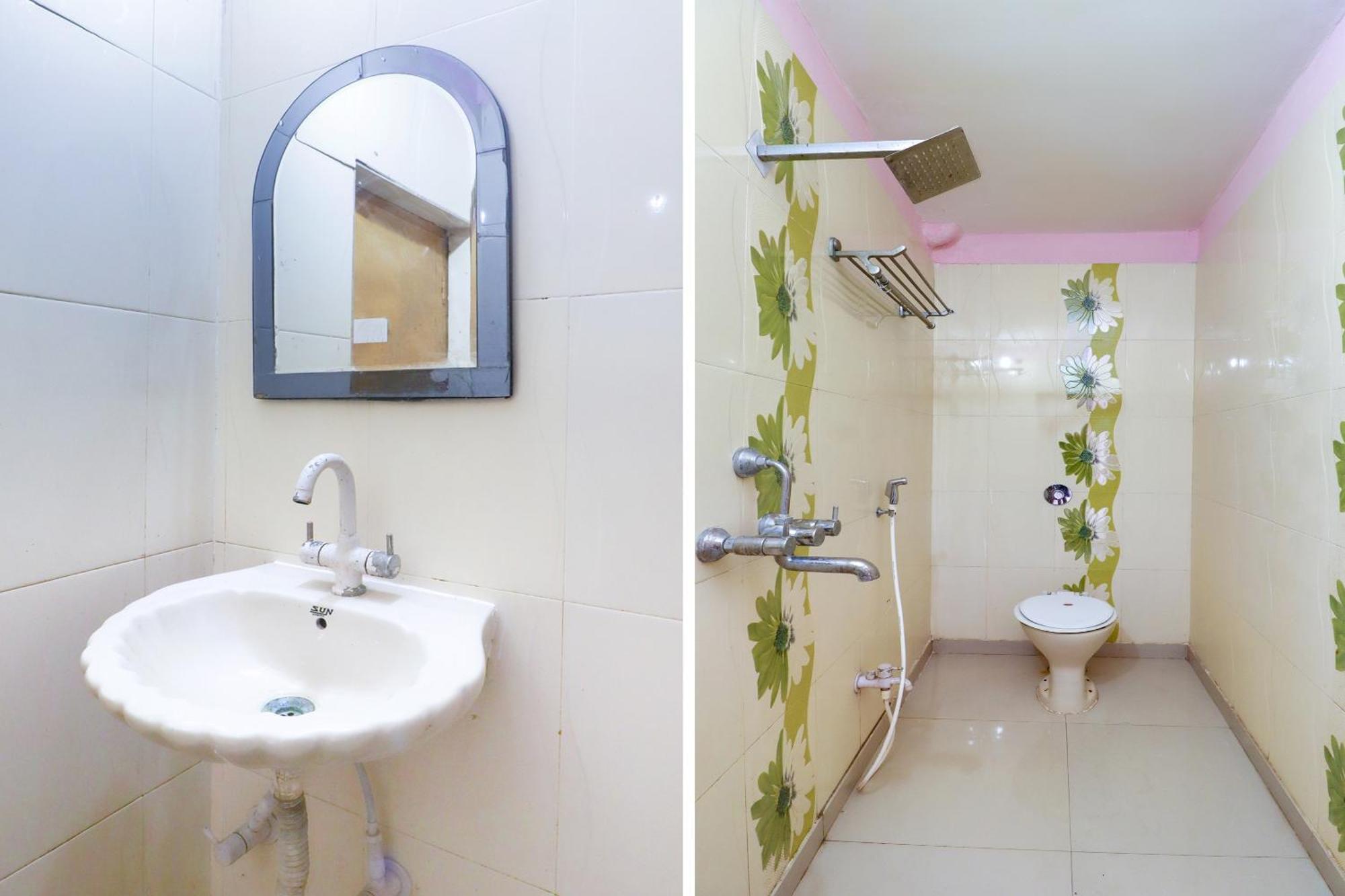 Spot On 75963 Hotel Prince بود جايا المظهر الخارجي الصورة